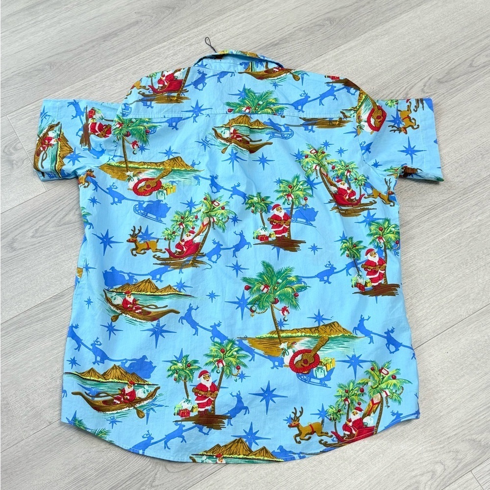 Hawaiian Christmas Womens Shirt - Picture 11 of 16